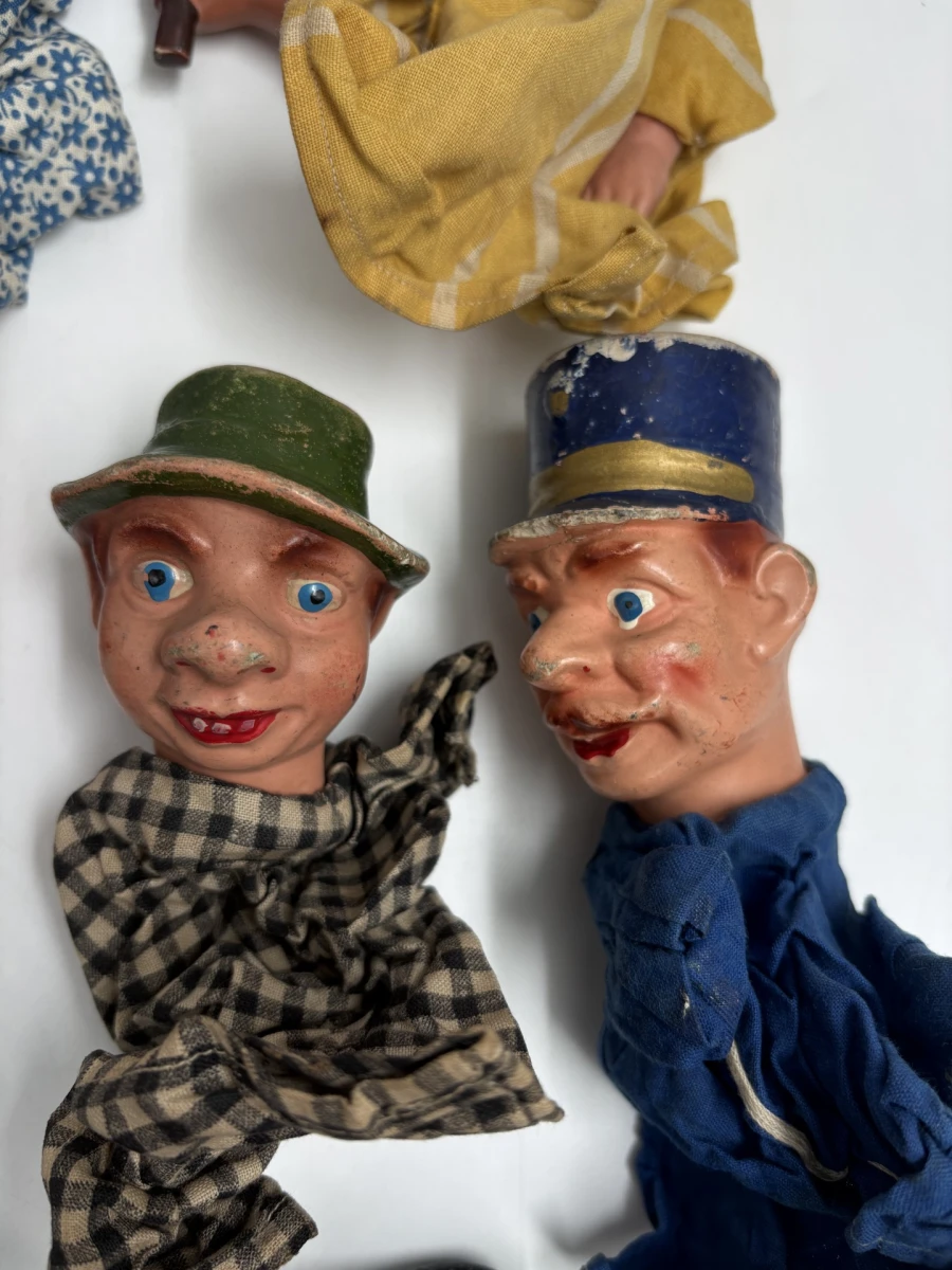 Partij Vintage Handpoppen (Gips) – Antiek Poppenkast - foto 6