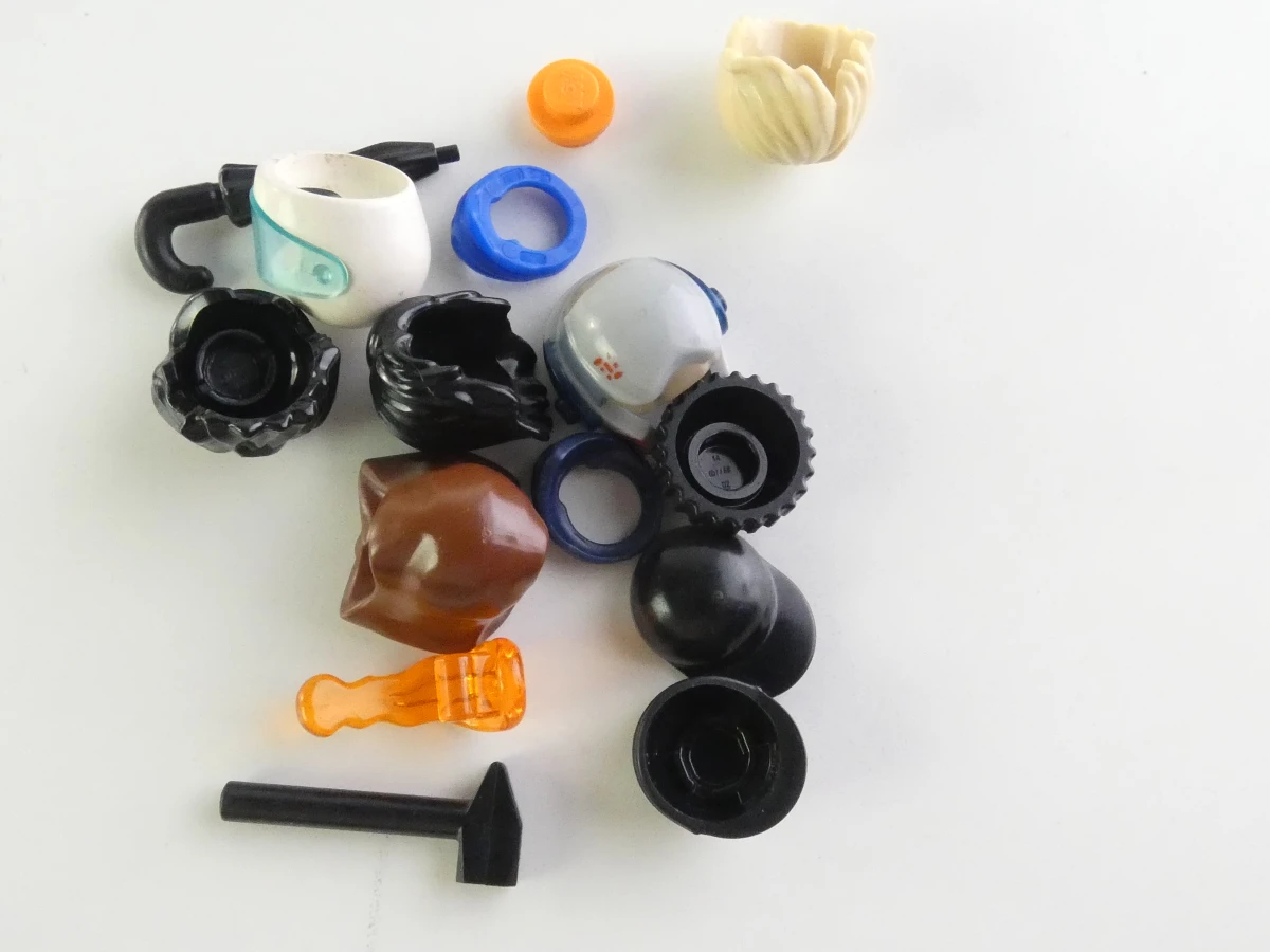 Lot van verschillende LEGO minifiguren en accessoires - foto 13