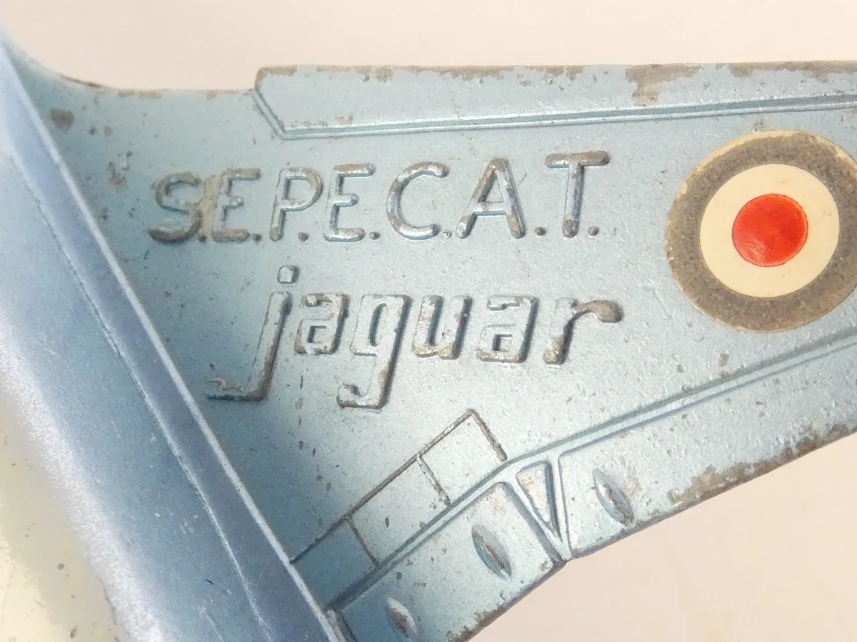 Vijf vintage militaire Dinky Toys schaalmodellen - foto 6