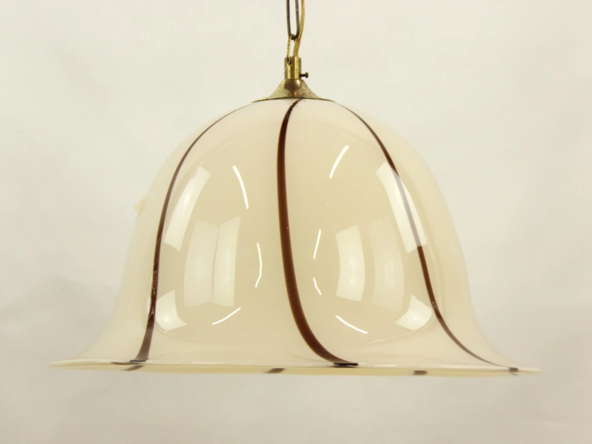 Vintage crémékleurige hanglamp in klokvorm  met bruin-bronskleurige lijnen - foto 3