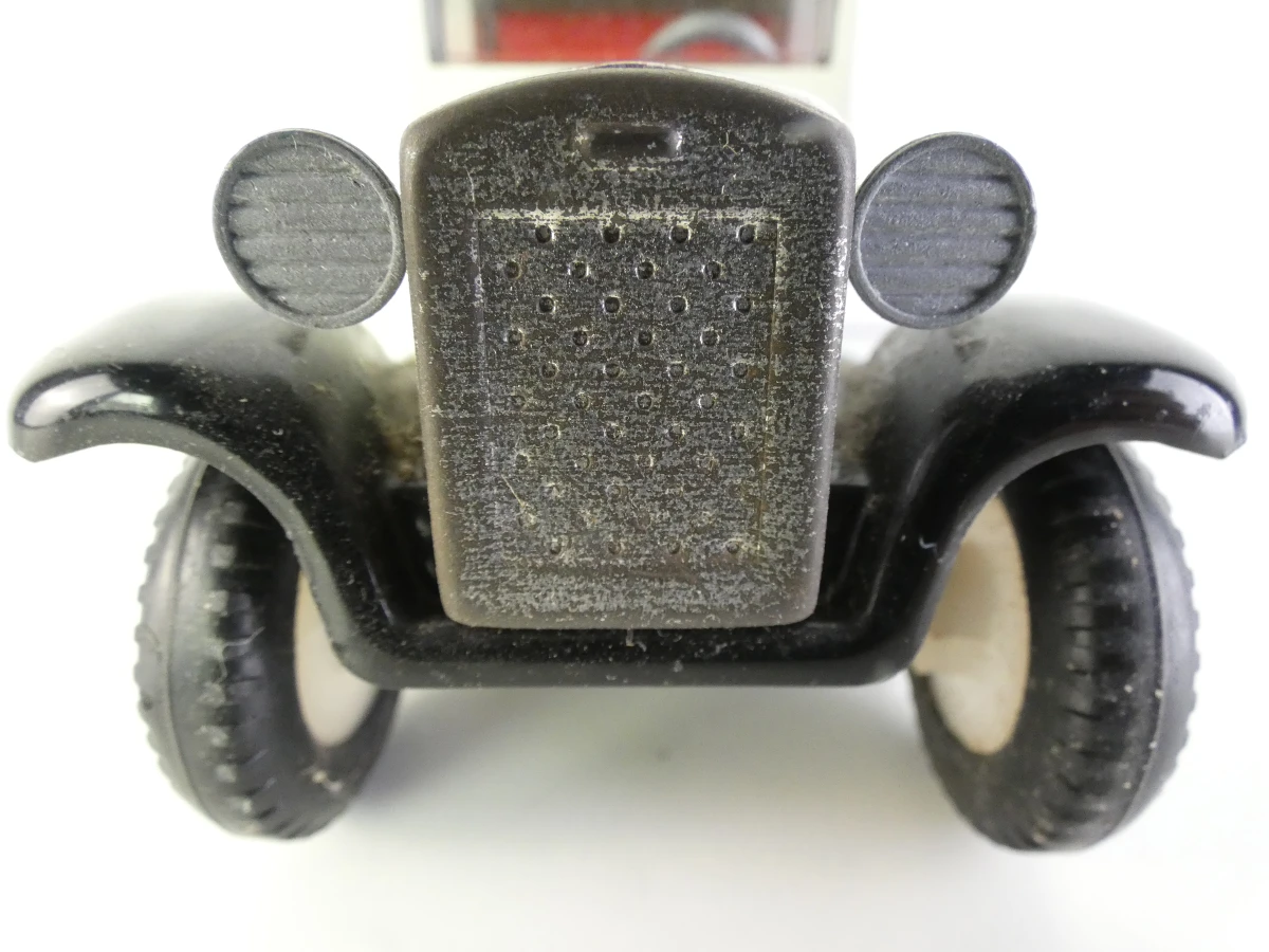 Set van 2 vintage speelgoedvoertuigen in oldtimerstijl - foto 18