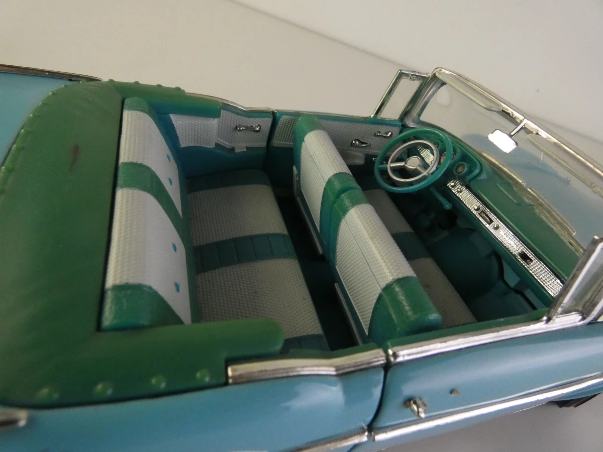 Vintage speelgoedauto's (5 stuks) - foto 2