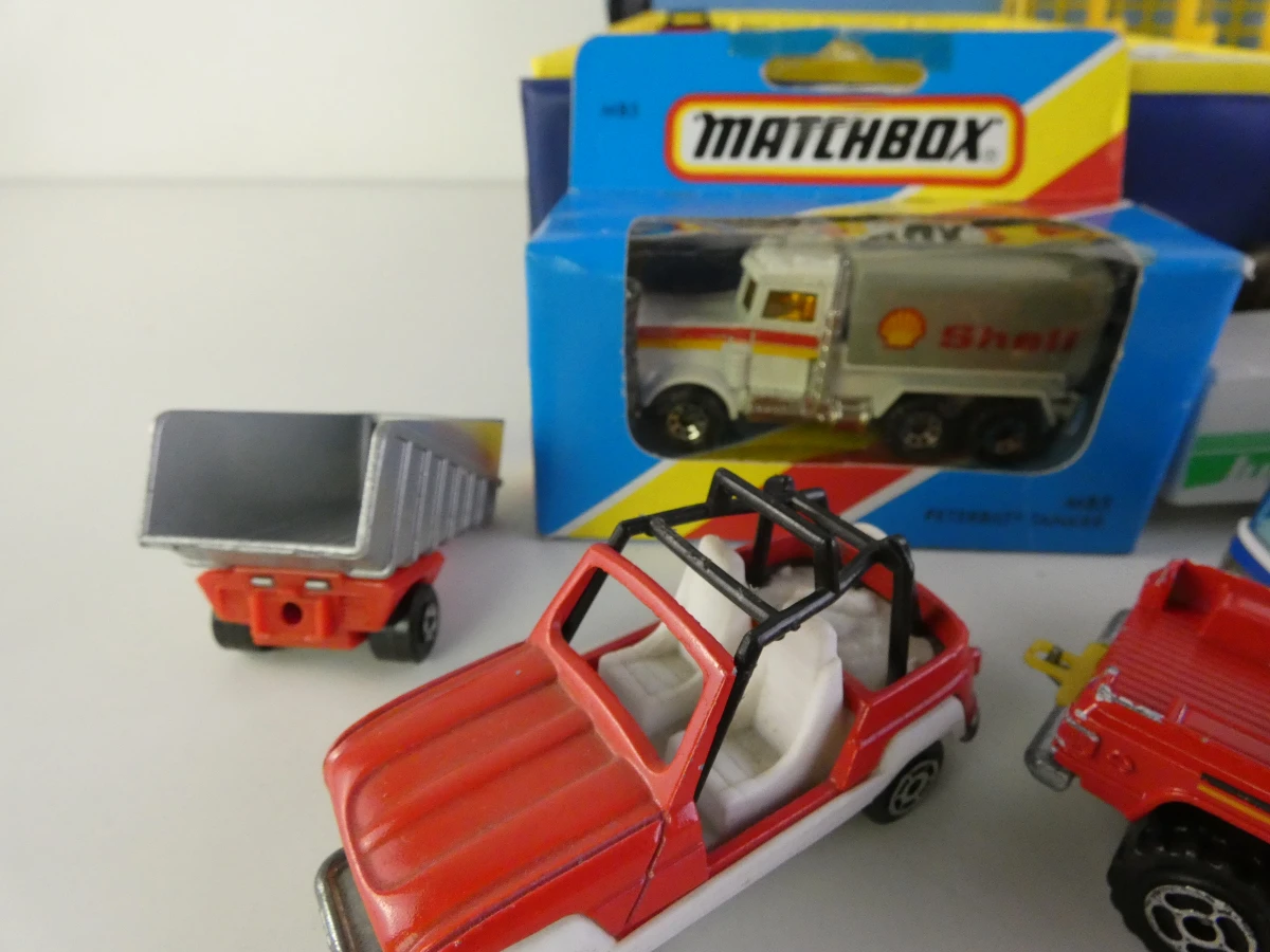 Set vintage Matchbox speelgoedauto's met koffer - foto 4