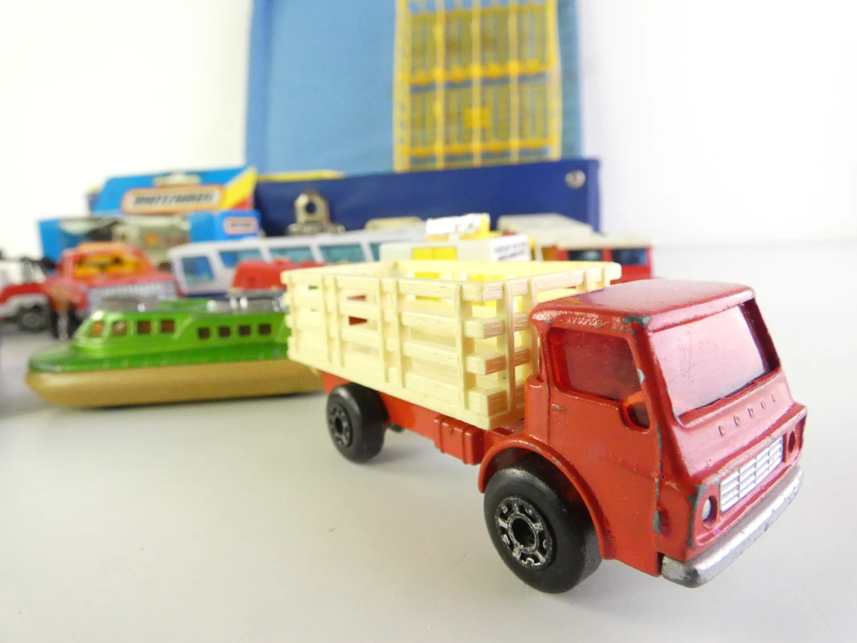 Set vintage Matchbox speelgoedauto's met koffer - foto 6