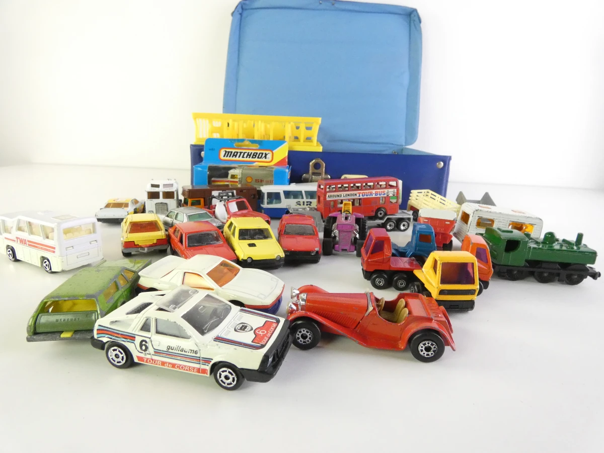 Set vintage Matchbox speelgoedauto's met koffer - foto 7