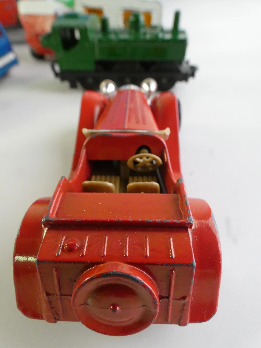 Set vintage Matchbox speelgoedauto's met koffer - foto 13