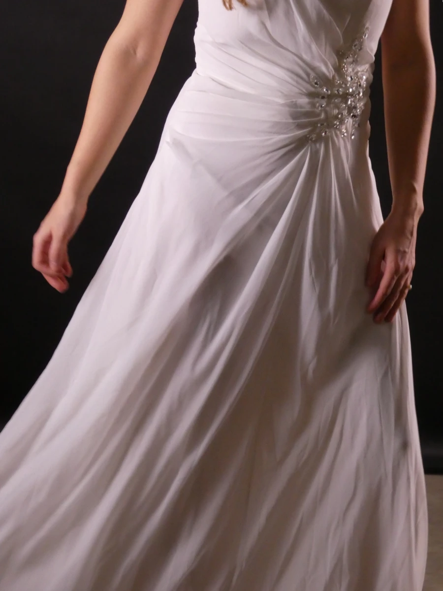 Elegante strapless bruidsjurk van Tomy Cocktail - foto 5