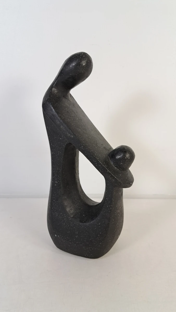 Abstract beeld van ouder en kind - foto 1