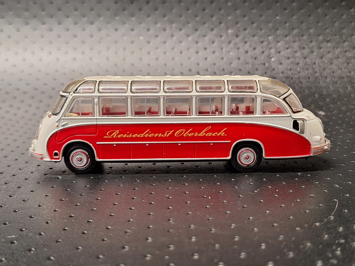 Lot van 11 vintage miniatuurbussen van Editions Atlas - Bus Collection - foto 20