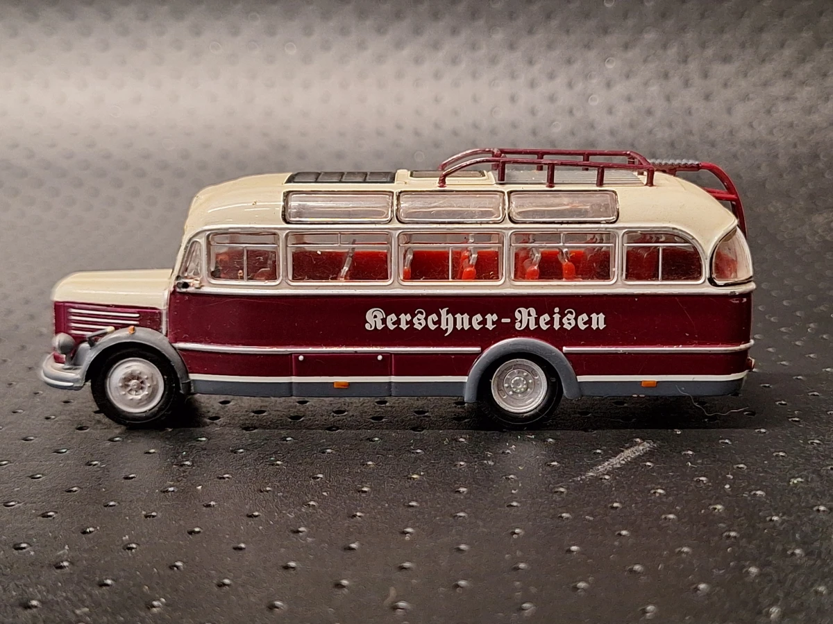 Lot van 11 vintage miniatuurbussen van Editions Atlas - Bus Collection - foto 24