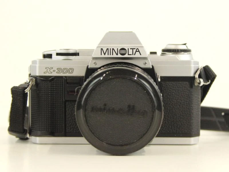 Vintage Minolta X-300 analoog fototoestel met Minolta Rokkor lenzen en tas - foto 3