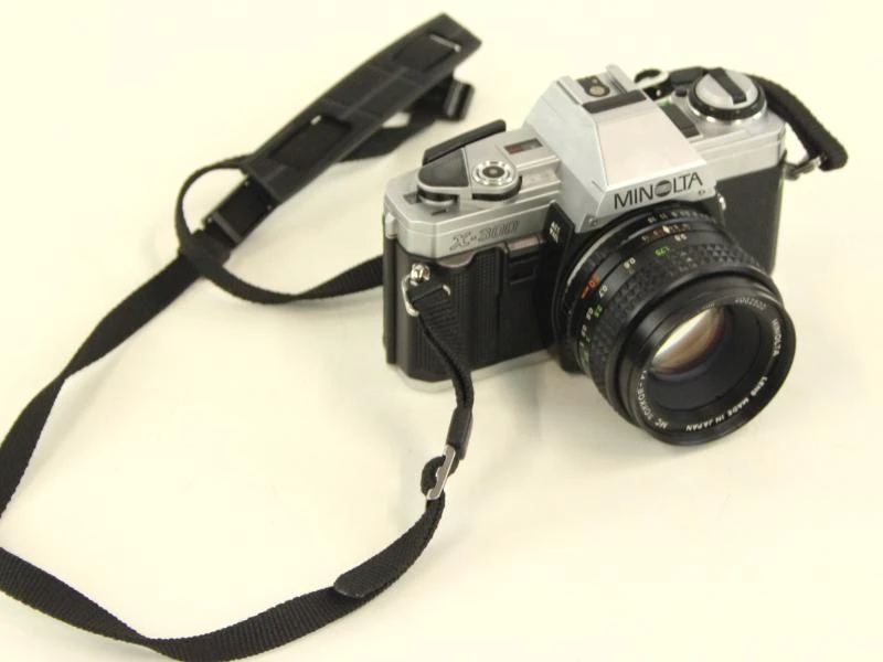 Vintage Minolta X-300 analoog fototoestel met Minolta Rokkor lenzen en tas - foto 9