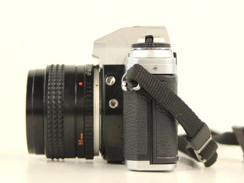 Vintage Minolta X-300 analoog fototoestel met Minolta Rokkor lenzen en tas - foto 5
