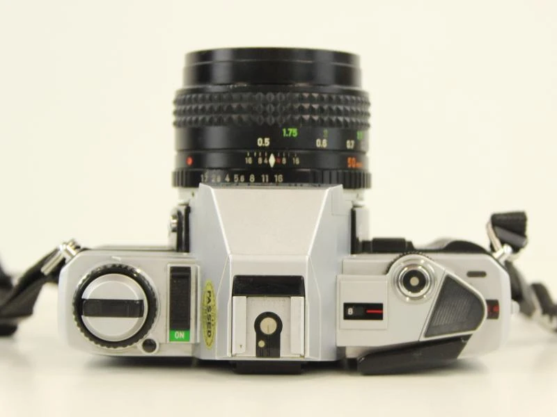 Vintage Minolta X-300 analoog fototoestel met Minolta Rokkor lenzen en tas - foto 6