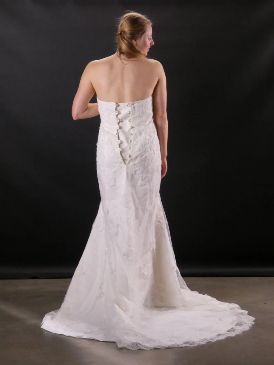 Elegante strapless bruidsjurk van Miss Kelly - foto 7