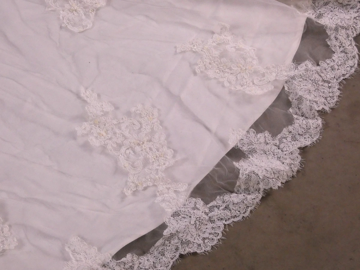 Elegante strapless bruidsjurk van Miss Kelly - foto 4