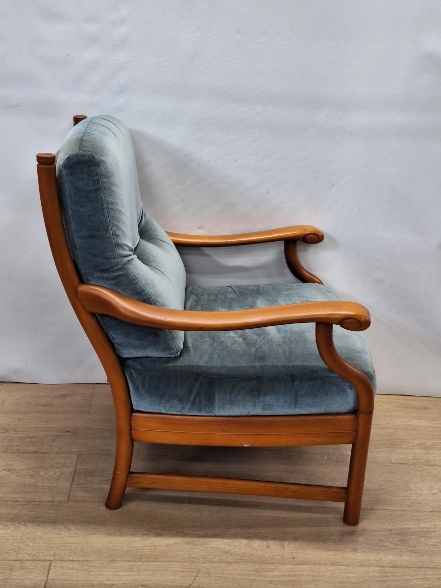 Vintage loungefauteuil in massief hout met blauwgrijze velours bekleding - foto 2