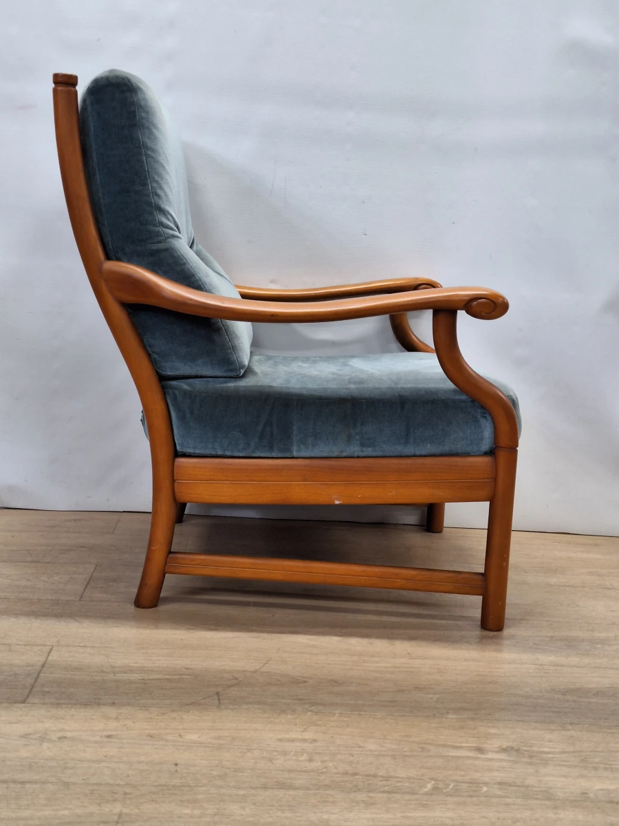Vintage loungefauteuil in massief hout met blauwgrijze velours bekleding - foto 3