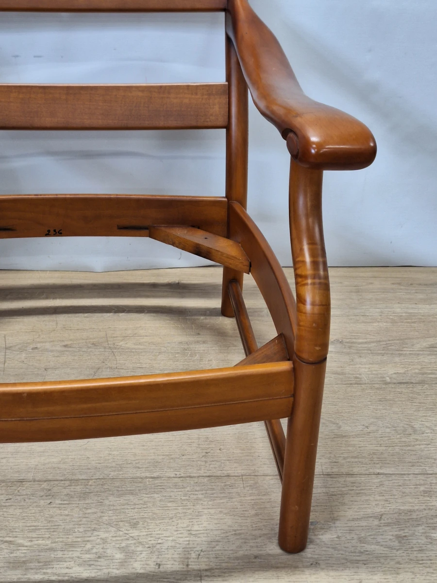 Vintage loungefauteuil in massief hout met blauwgrijze velours bekleding - foto 6