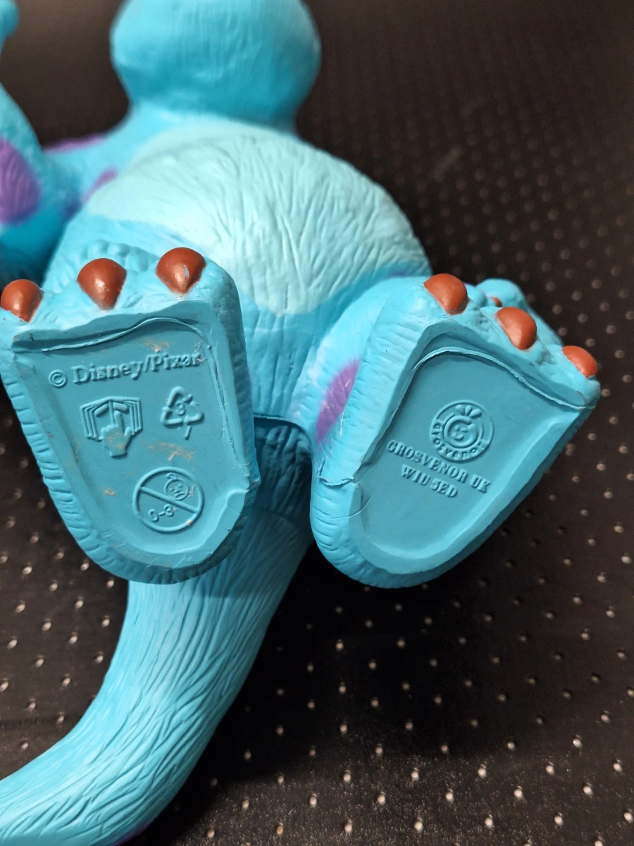 Kavel van 14 vintage Disney, Pixar, DreamWorks en Teletubbies figuren in de vorm van badverzorgingsflessen - foto 10