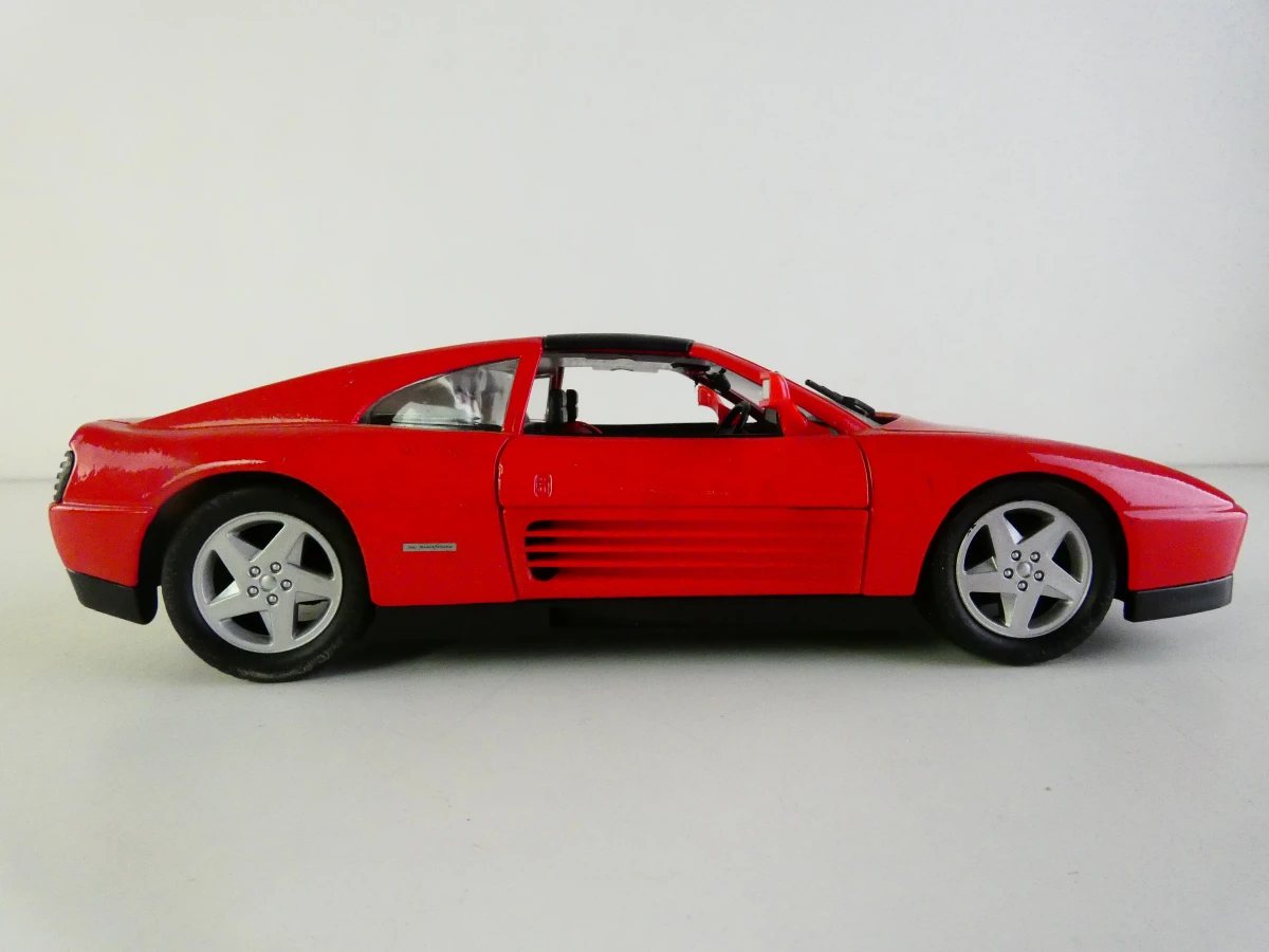 Set van 5 schaalmodellen van Maisto, in schaal 1:18 - foto 29