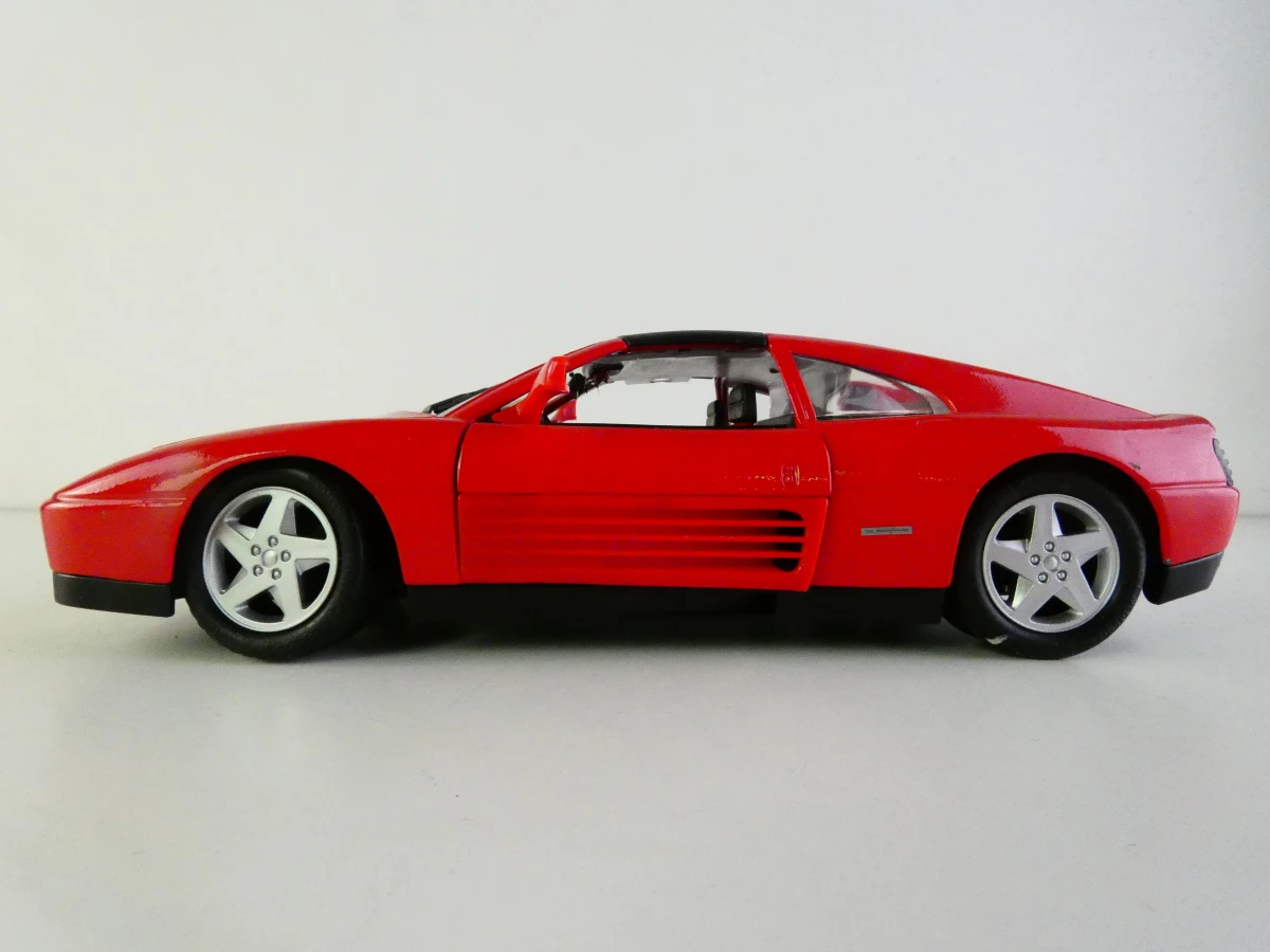 Set van 5 schaalmodellen van Maisto, in schaal 1:18 - foto 31