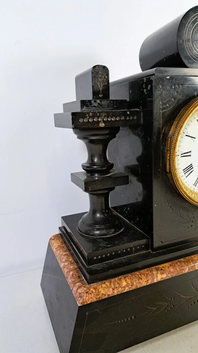 Franse Napoleon III pendule met twee tazza’s, ca. 1880 - foto 4