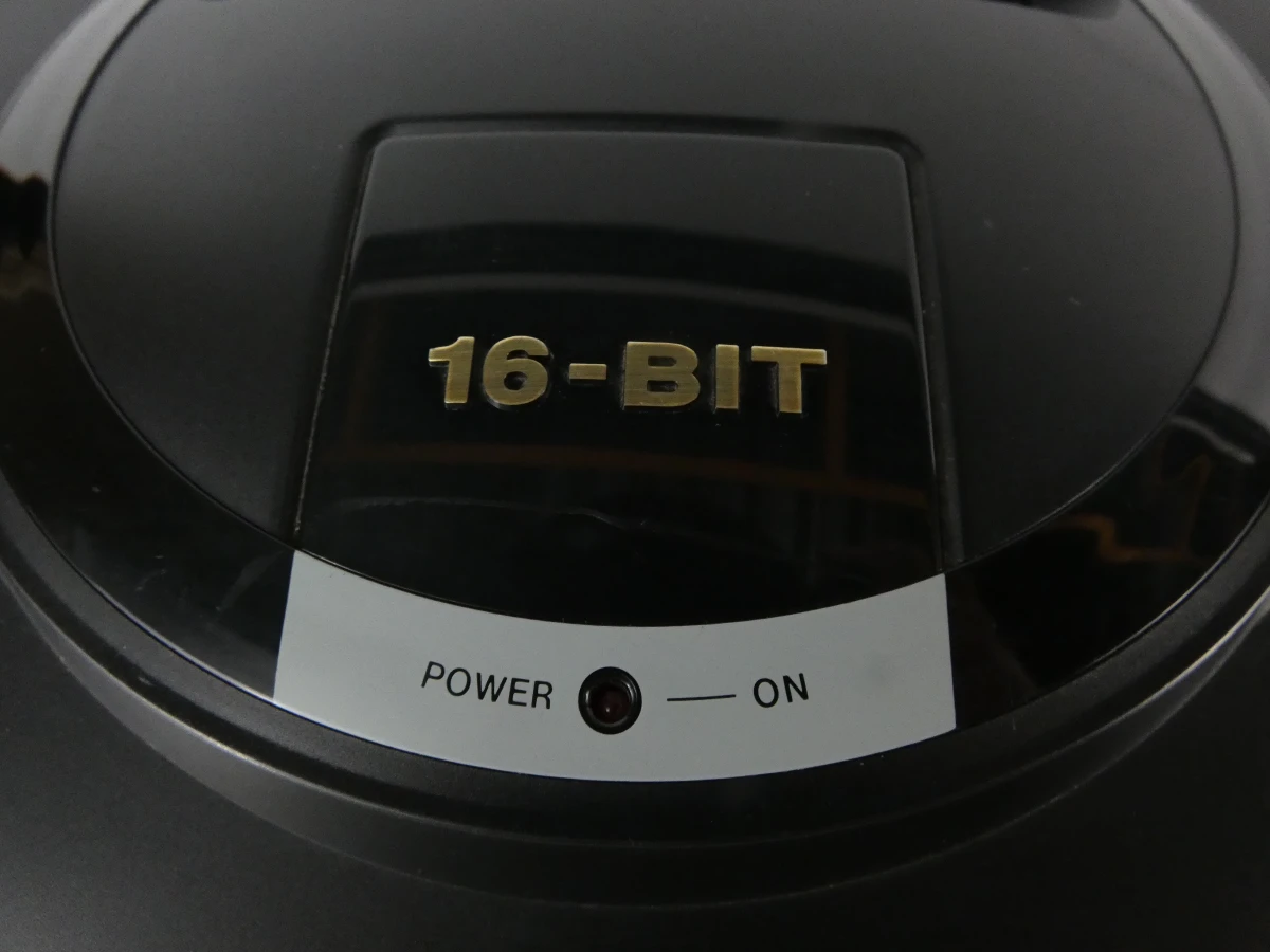 Sega Mega Drive 16-Bit – console met controller, kabels en gamecartridge - foto 4