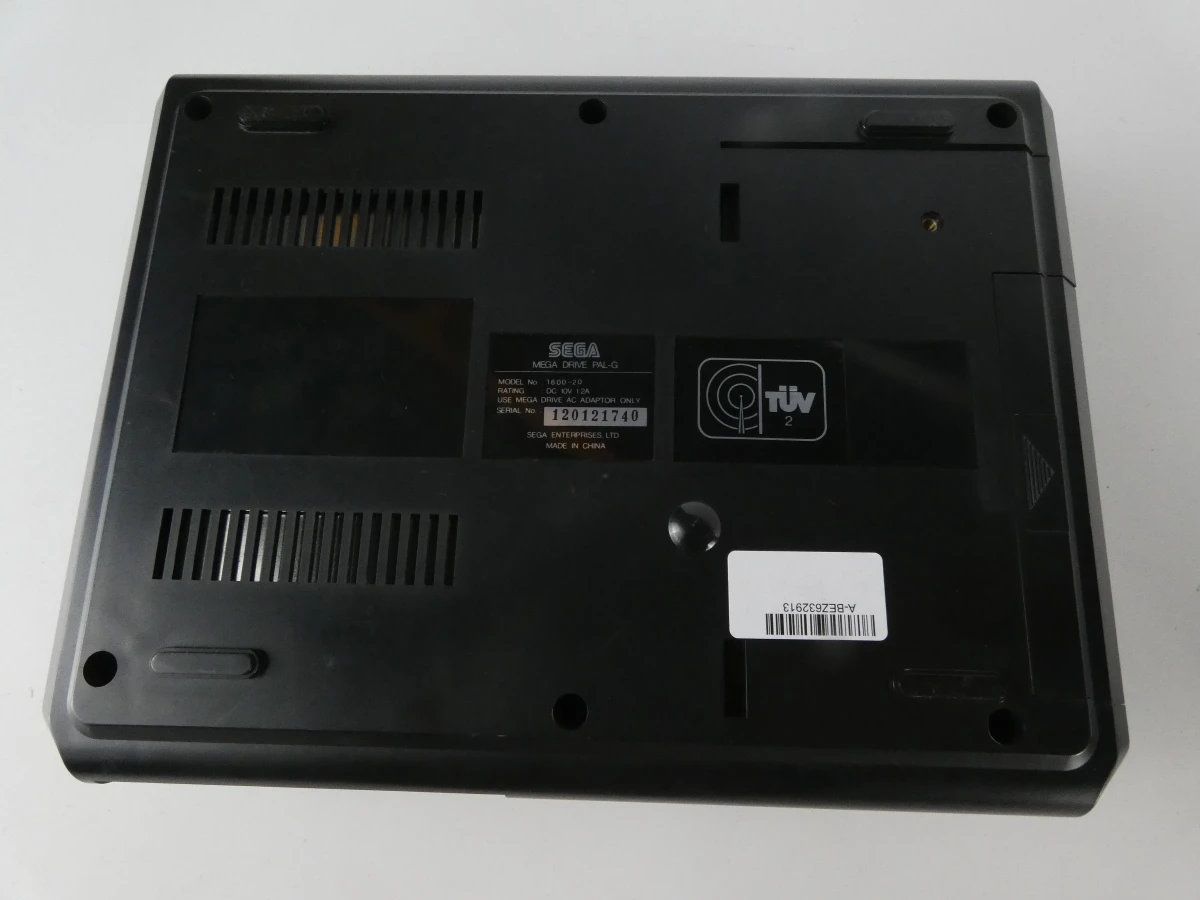 Sega Mega Drive 16-Bit – console met controller, kabels en gamecartridge - foto 9