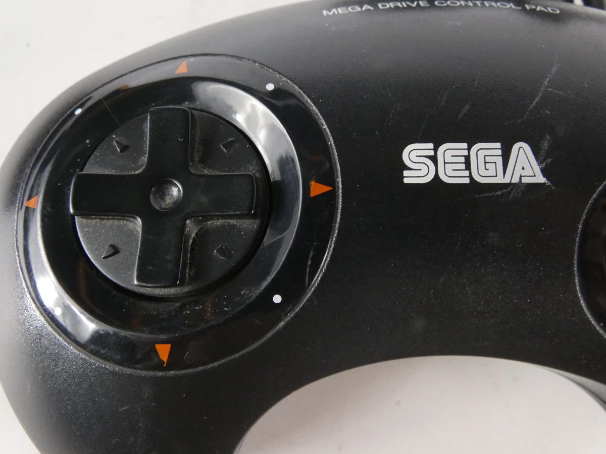 Sega Mega Drive 16-Bit – console met controller, kabels en gamecartridge - foto 14