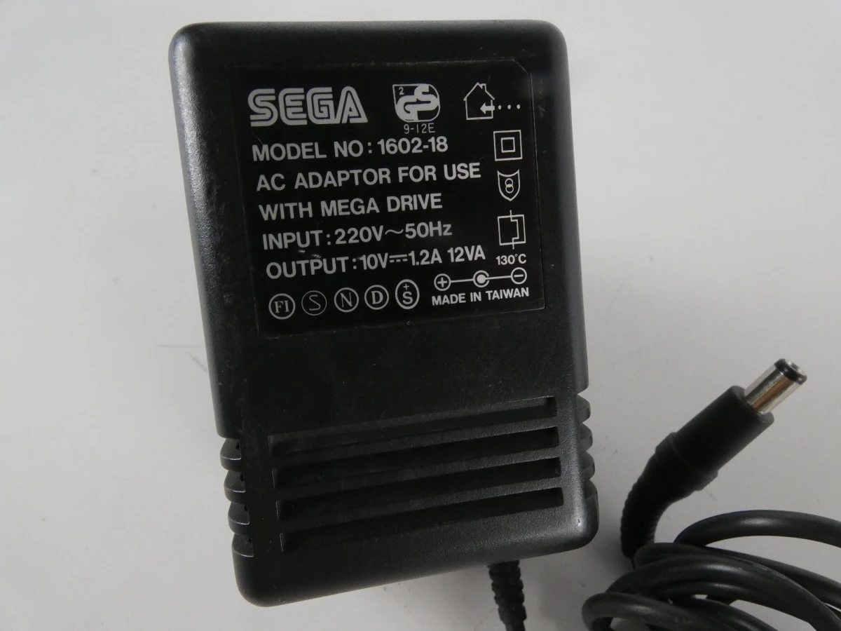 Sega Mega Drive 16-Bit – console met controller, kabels en gamecartridge - foto 21