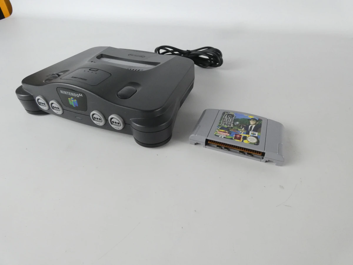 Nintendo 64 NUS-001 (EUR) met controller en game - foto 11
