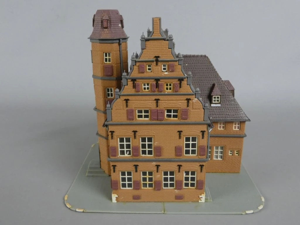 Kibri Modelbouw Stadhuis – kavel bij De Kringwinkel, Diest