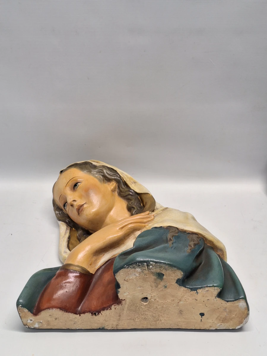 2 religieuze beelden waaronder Art Deco Maria buste en Madonna met kind onder glazen stolp - foto 9