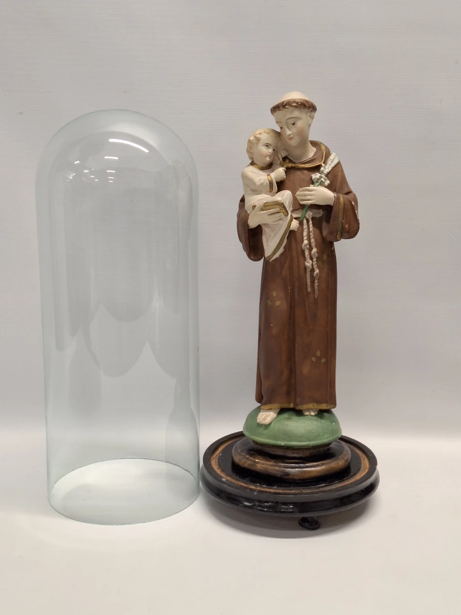 Religieus beeld van Sint-Antonius van Padua met kindje Jezus onder glazen stolp - foto 2