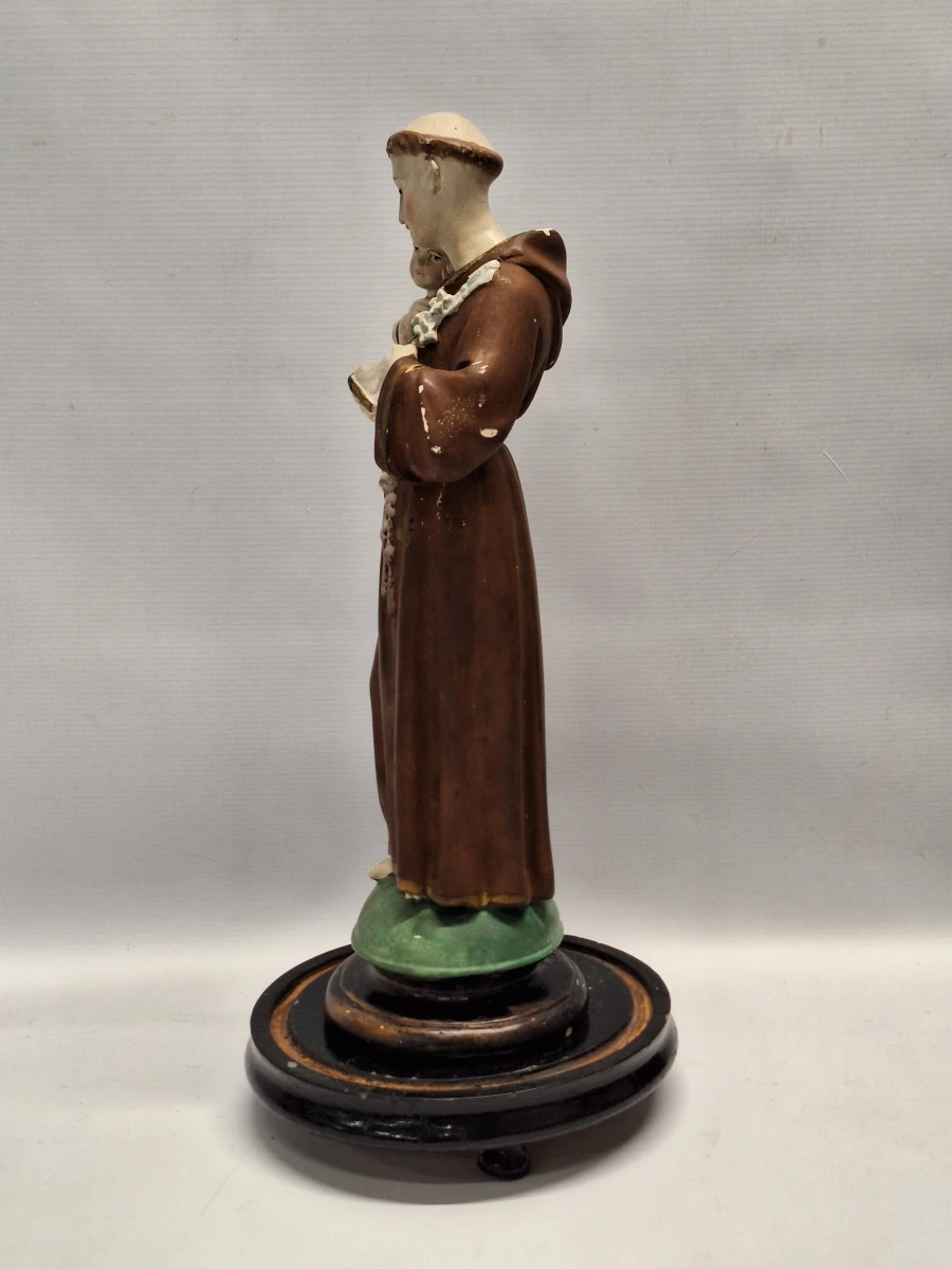 Religieus beeld van Sint-Antonius van Padua met kindje Jezus onder glazen stolp - foto 9