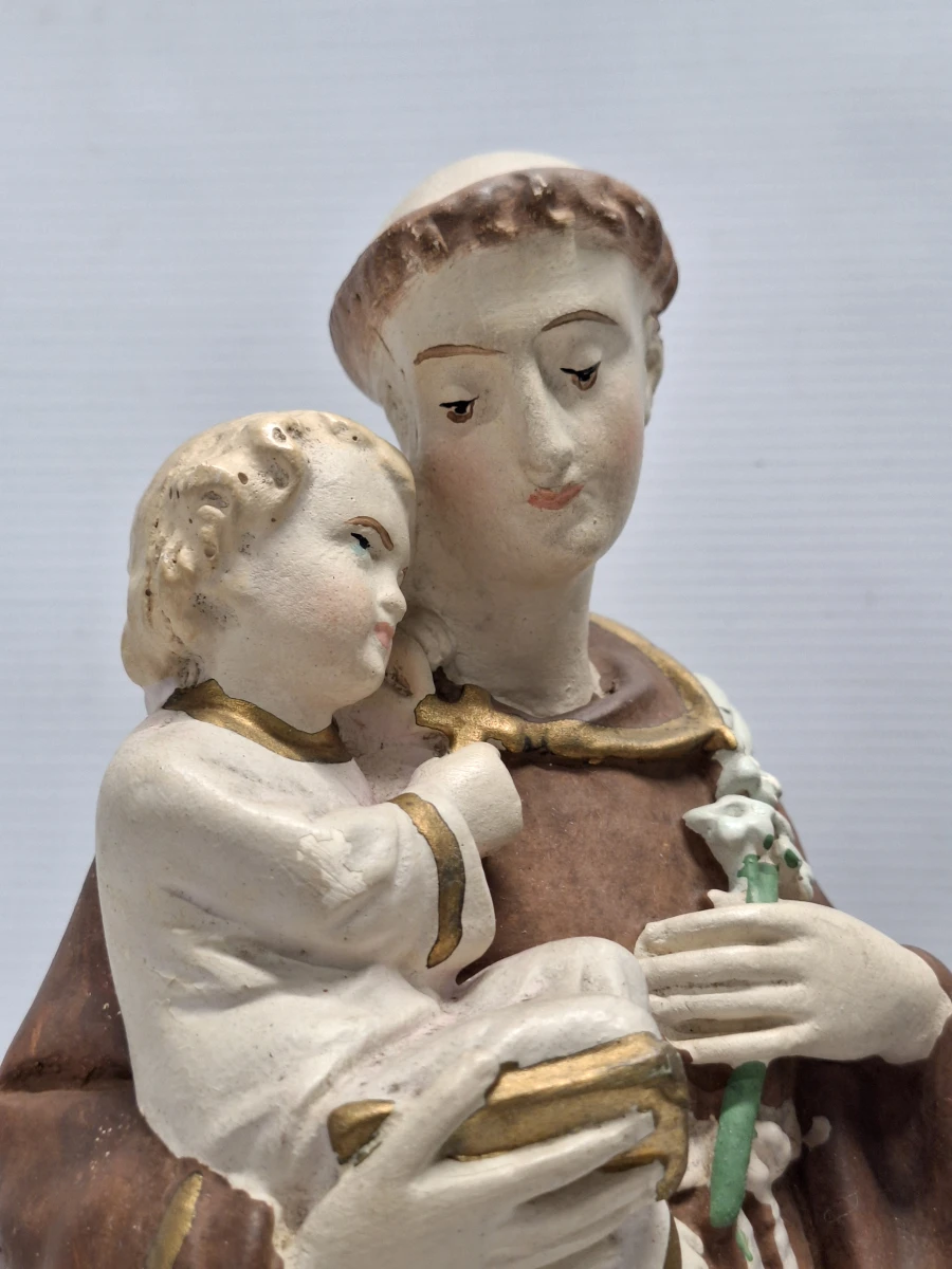 Religieus beeld van Sint-Antonius van Padua met kindje Jezus onder glazen stolp - foto 14