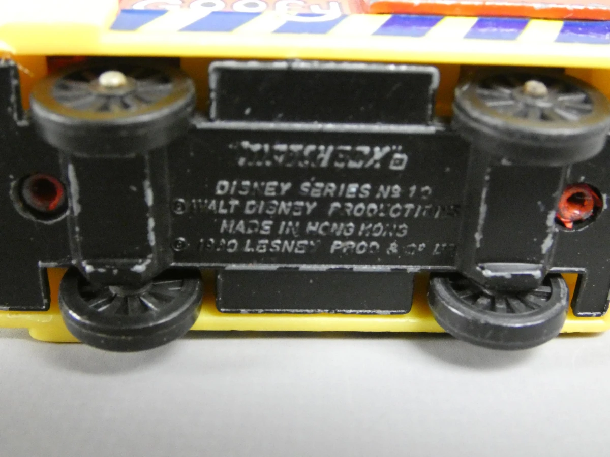 5 Matchbox auto's Disney - foto 7