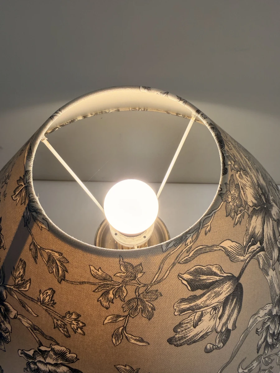 Tafellamp Art Nouveau stijl met messing voet - foto 4