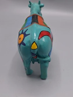 Twee decoratieve kunstkoeien uit de bekende CowParade collectie - foto 11
