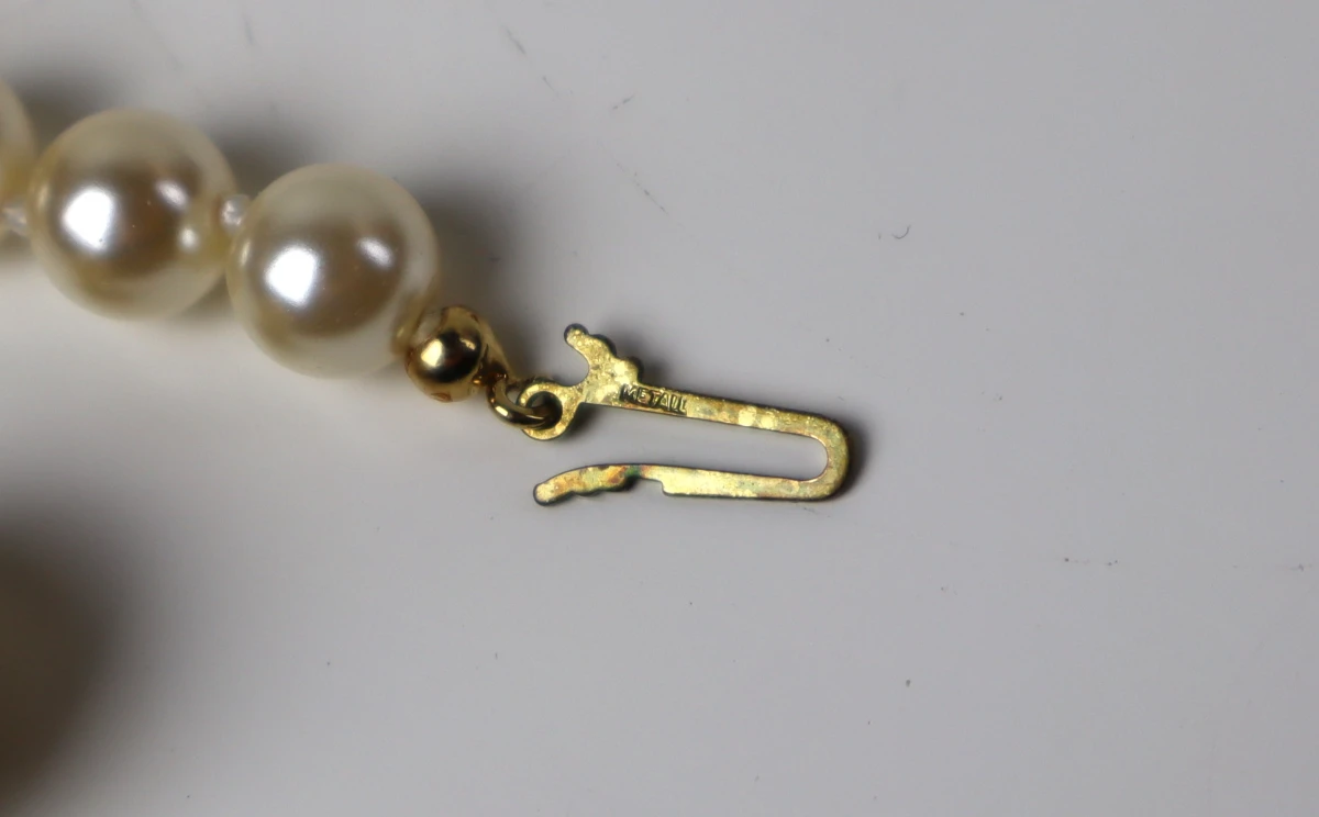 Louis Féraud parelketting - foto 5
