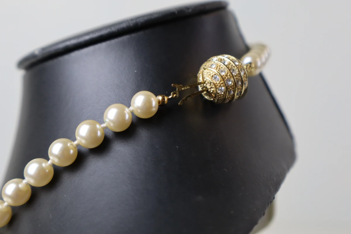 Louis Féraud parelketting - foto 3