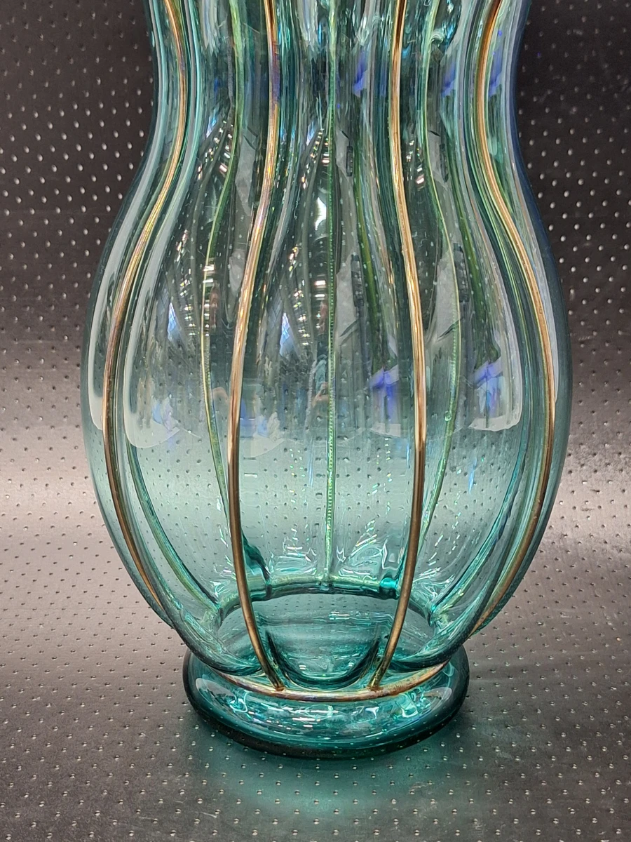 Vintage turquoise glazen vaas in Murano-stijl met metalen frame - foto 2