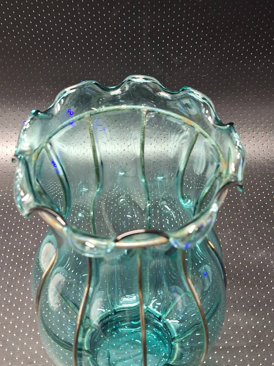 Vintage turquoise glazen vaas in Murano-stijl met metalen frame - foto 6