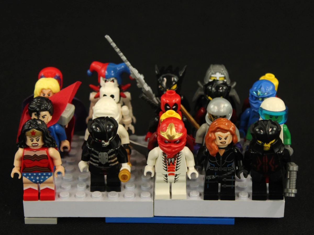 Lego Marvel/Dc/Ninjago mini-figs ( 23 stuks ) - foto 2