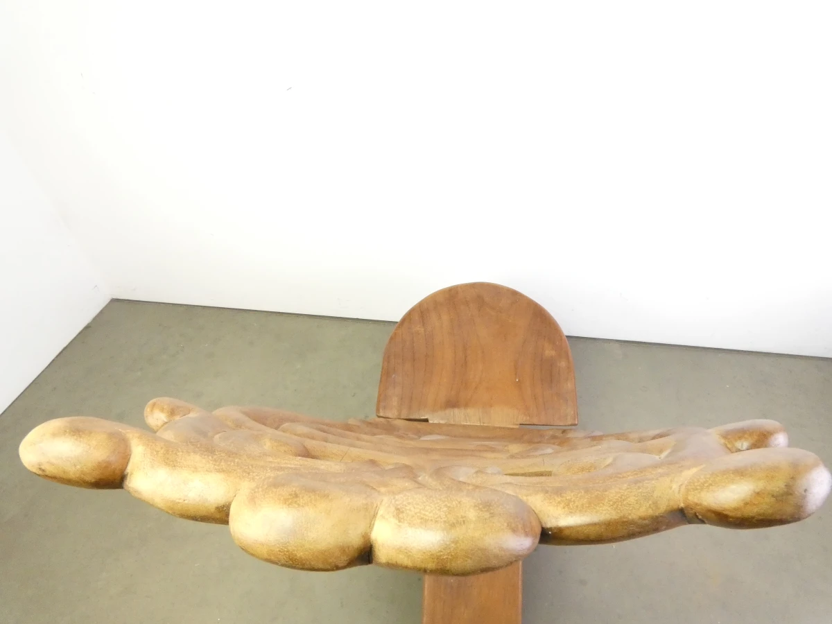 Afrikaans geïnspireerde, handgesneden houten vloerstoel - foto 10