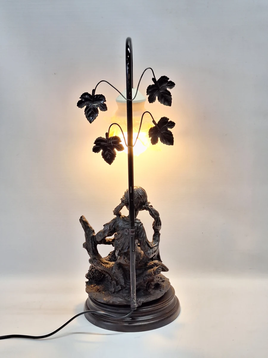 Figurale Art Nouveau-stijl tafellamp - Herderin met schaap en bloemvormige kap - foto 3