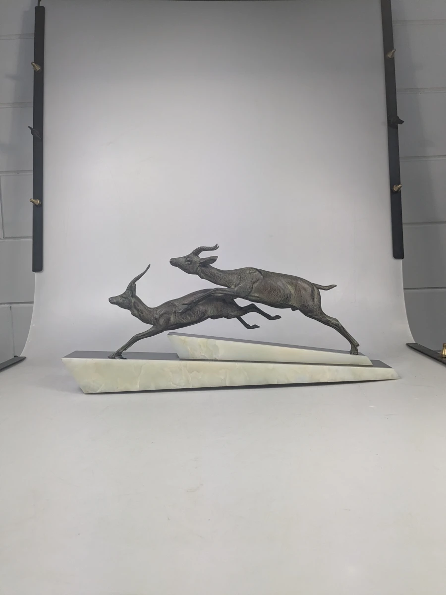 Kunstbronzen Art Deco beeld van 2 rennende gazelles - foto 4