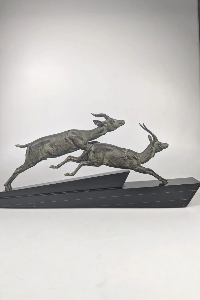 Kunstbronzen Art Deco beeld van 2 rennende gazelles - foto 6