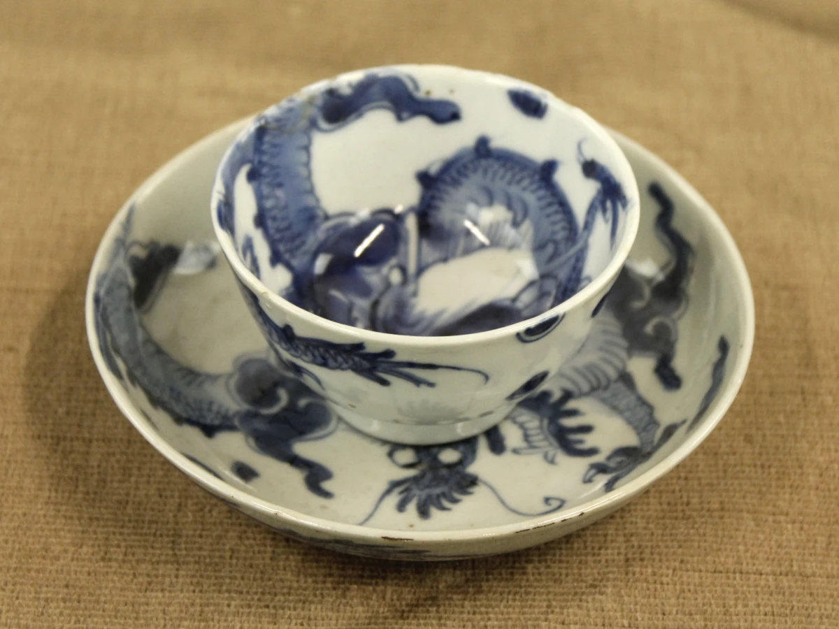 2-delig blauw-wit porseleinen set – schaal en kommetje - foto 2